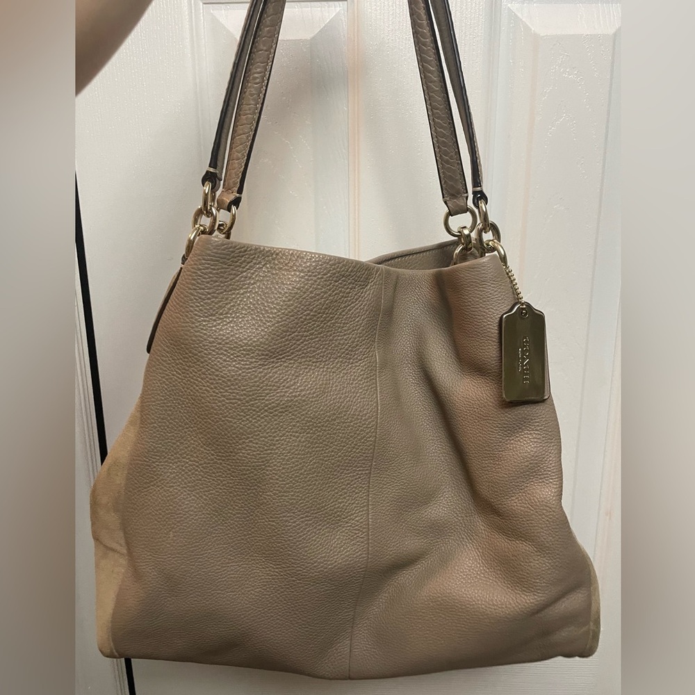 Coach Tan Hobo Bag with Pebbled Leather